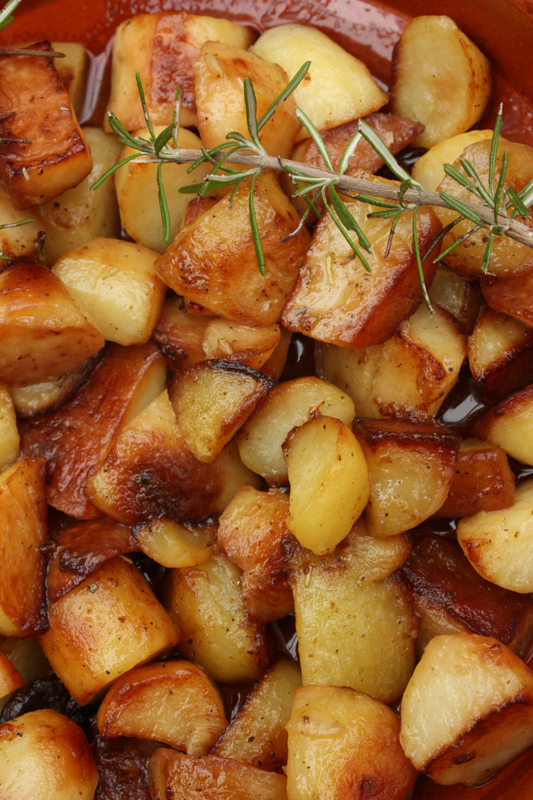 roasted potatoes recipe with rayrayspices.com 